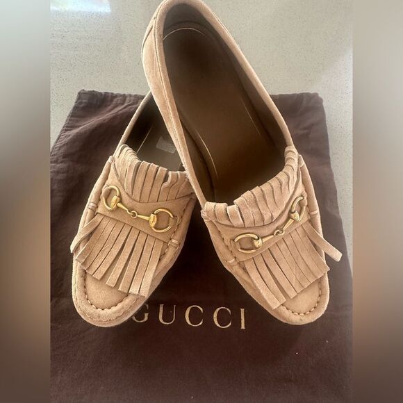 Gucci Shoes - GUCCI Women's Horsebit Fringe Suede Beige Loafers EU 37